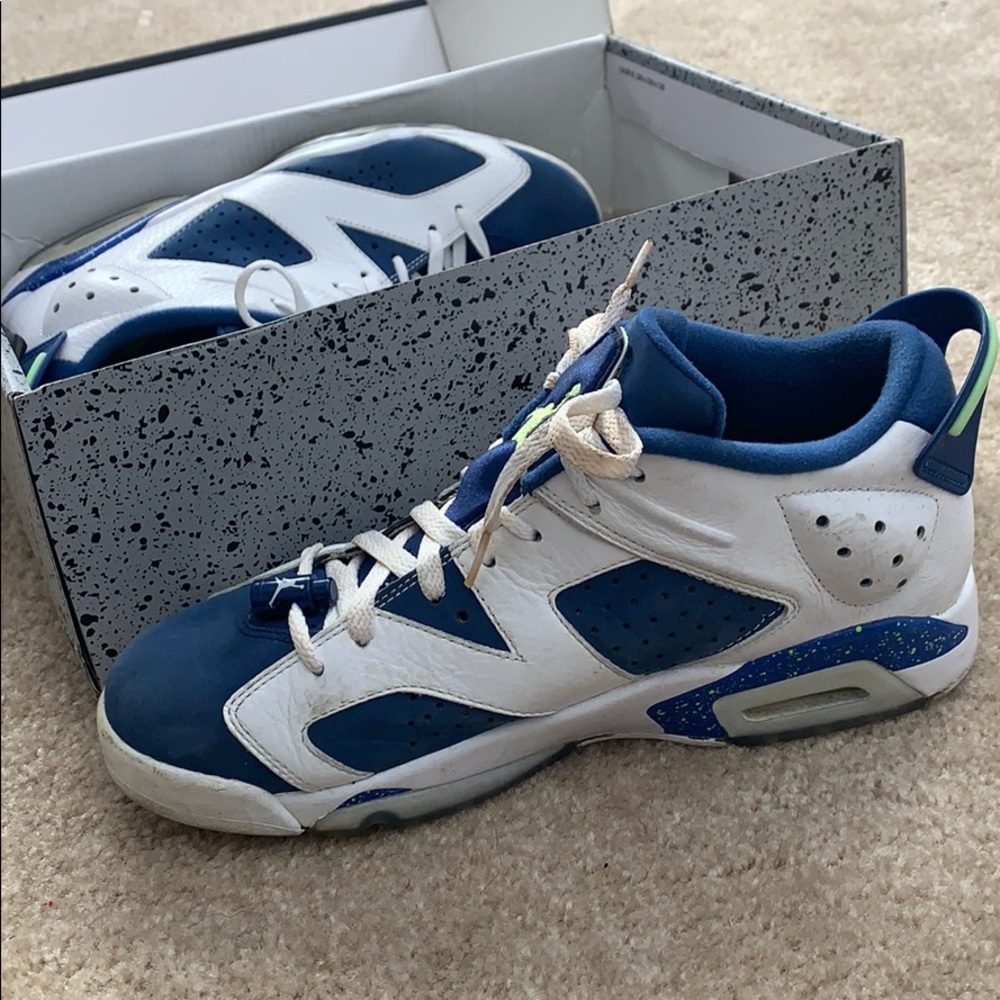 Air Jordan 6 retro low: “Seahawks”